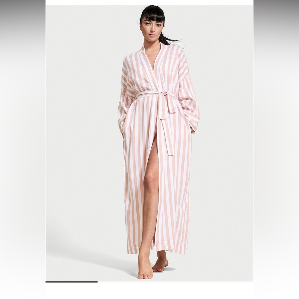 Victoria's Secret Pink and White Striped Robe